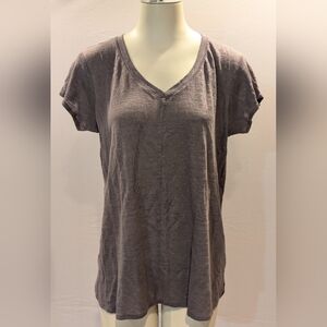 3 for $20 🔖 Tahari Gray Relaxed Short Sleeve Blouse